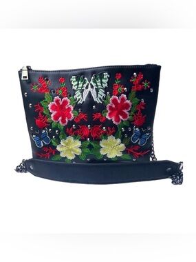 NWOT URBAN Expressions Embroidered Crossbody Bag Spring Floral Edgy